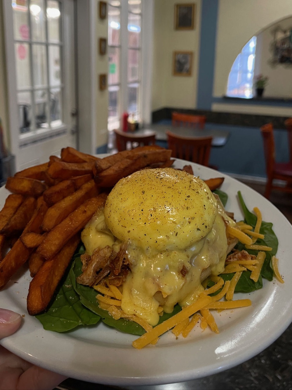 Award Winning Eggs Benedict in Eugene Oregon